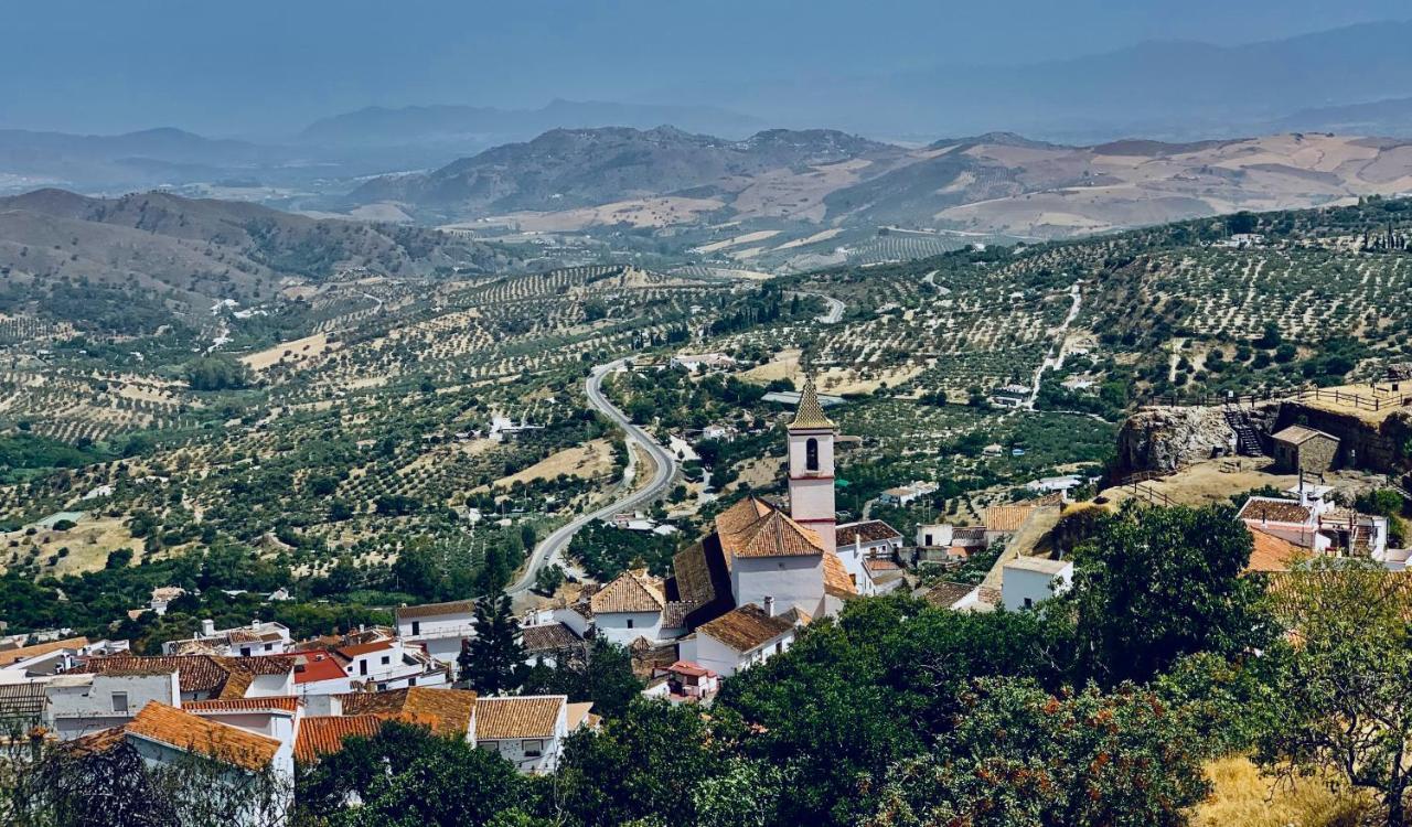 Spacious Villa With Exceptional Views In Malaga 卡萨拉博内拉 外观 照片