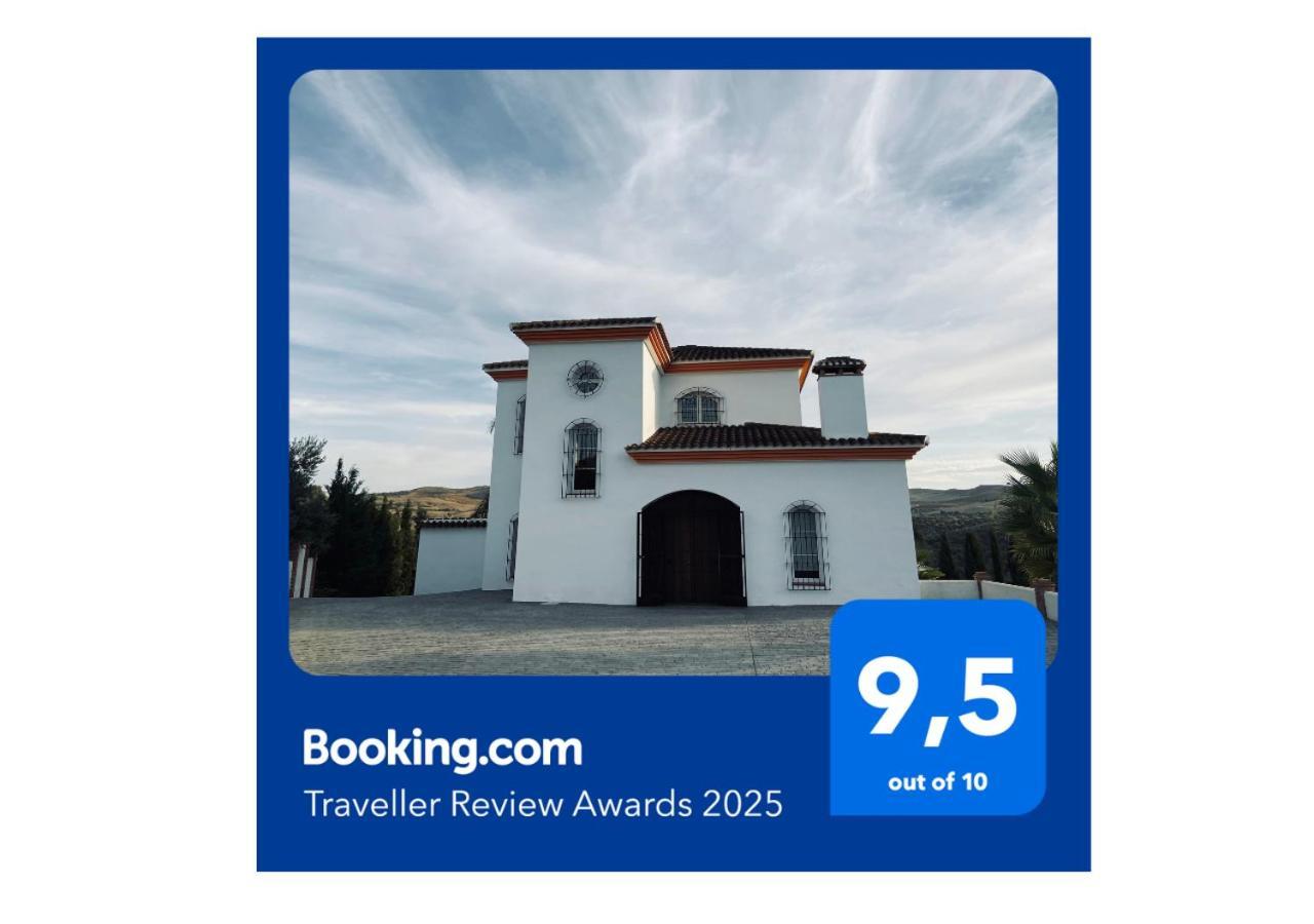 Spacious Villa With Exceptional Views In Malaga 卡萨拉博内拉 外观 照片