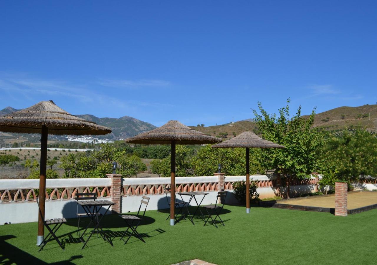 Spacious Villa With Exceptional Views In Malaga 卡萨拉博内拉 外观 照片