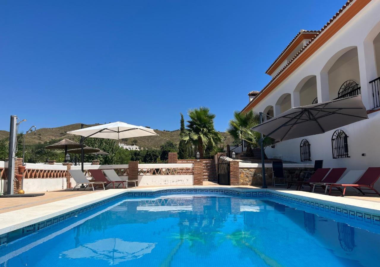 Spacious Villa With Exceptional Views In Malaga 卡萨拉博内拉 外观 照片